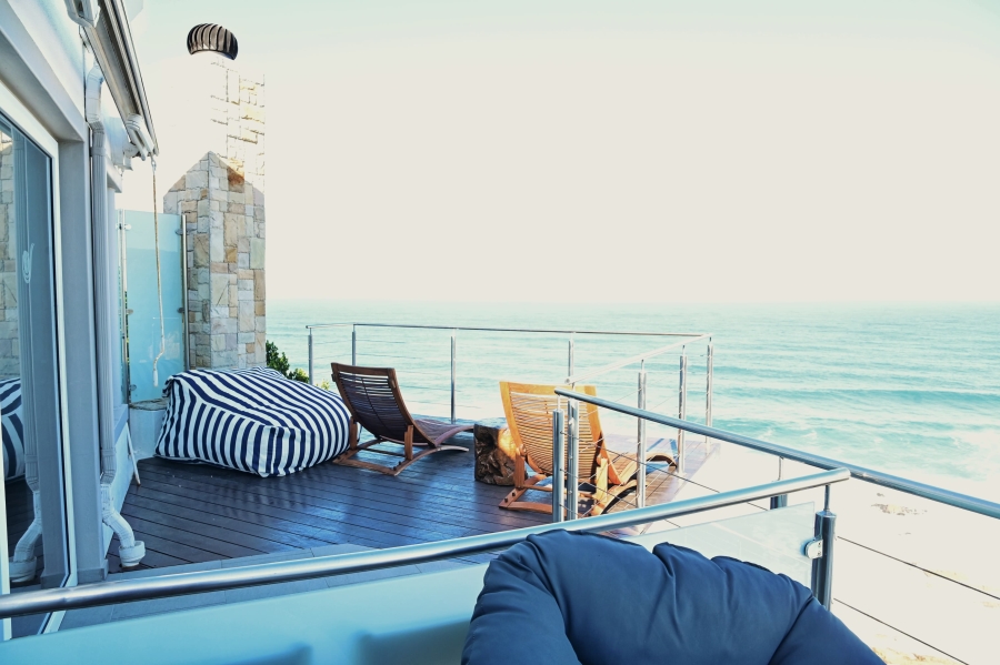 9 Bedroom Property for Sale in The Heads Western Cape